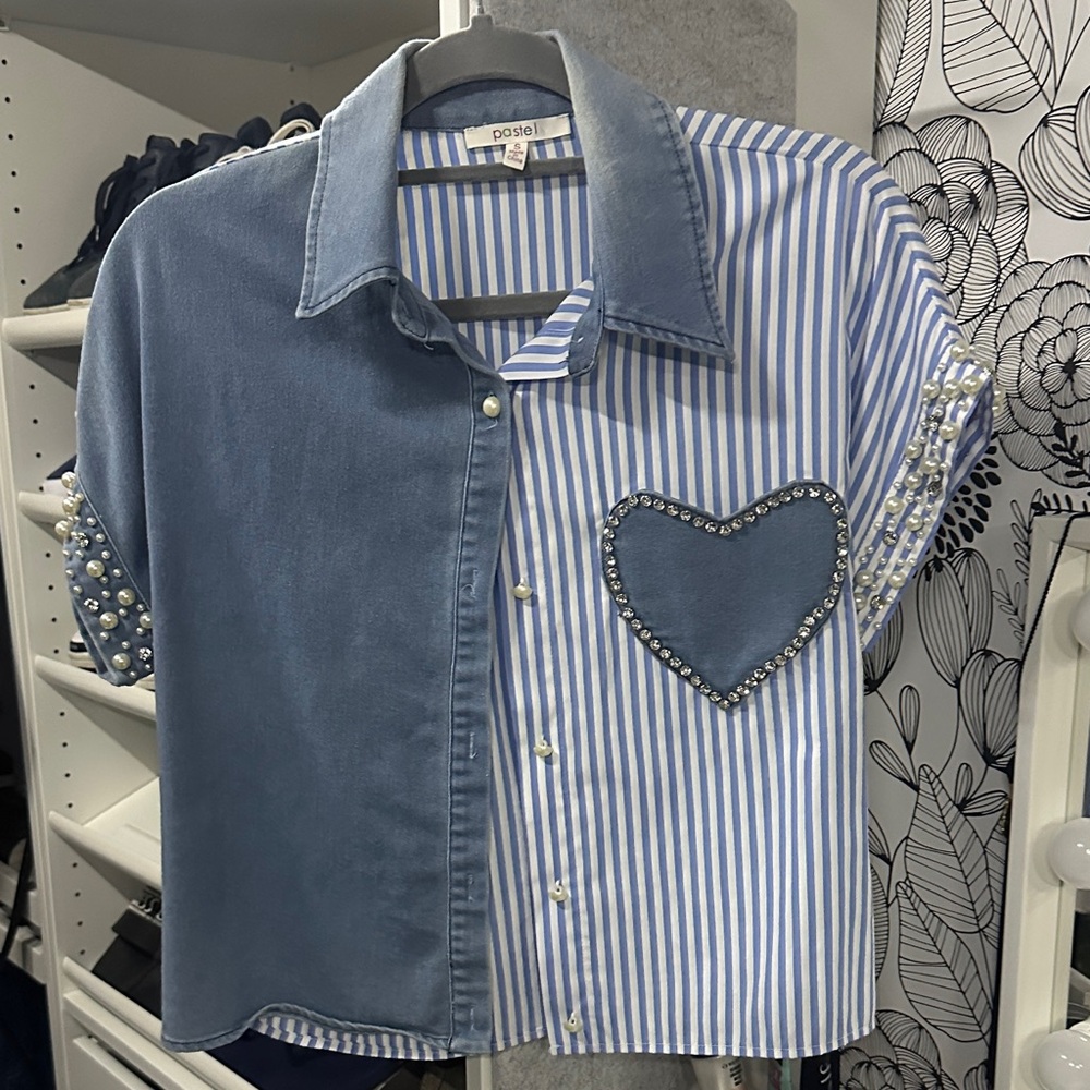 2x$30- Pastels Blue Striped & Denim Heart Button-Down Shirt